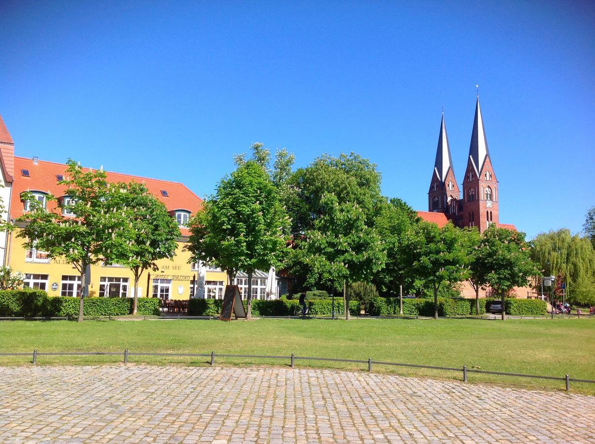 Altes Kasino Hotel Am See Neuruppin Eksteriør billede